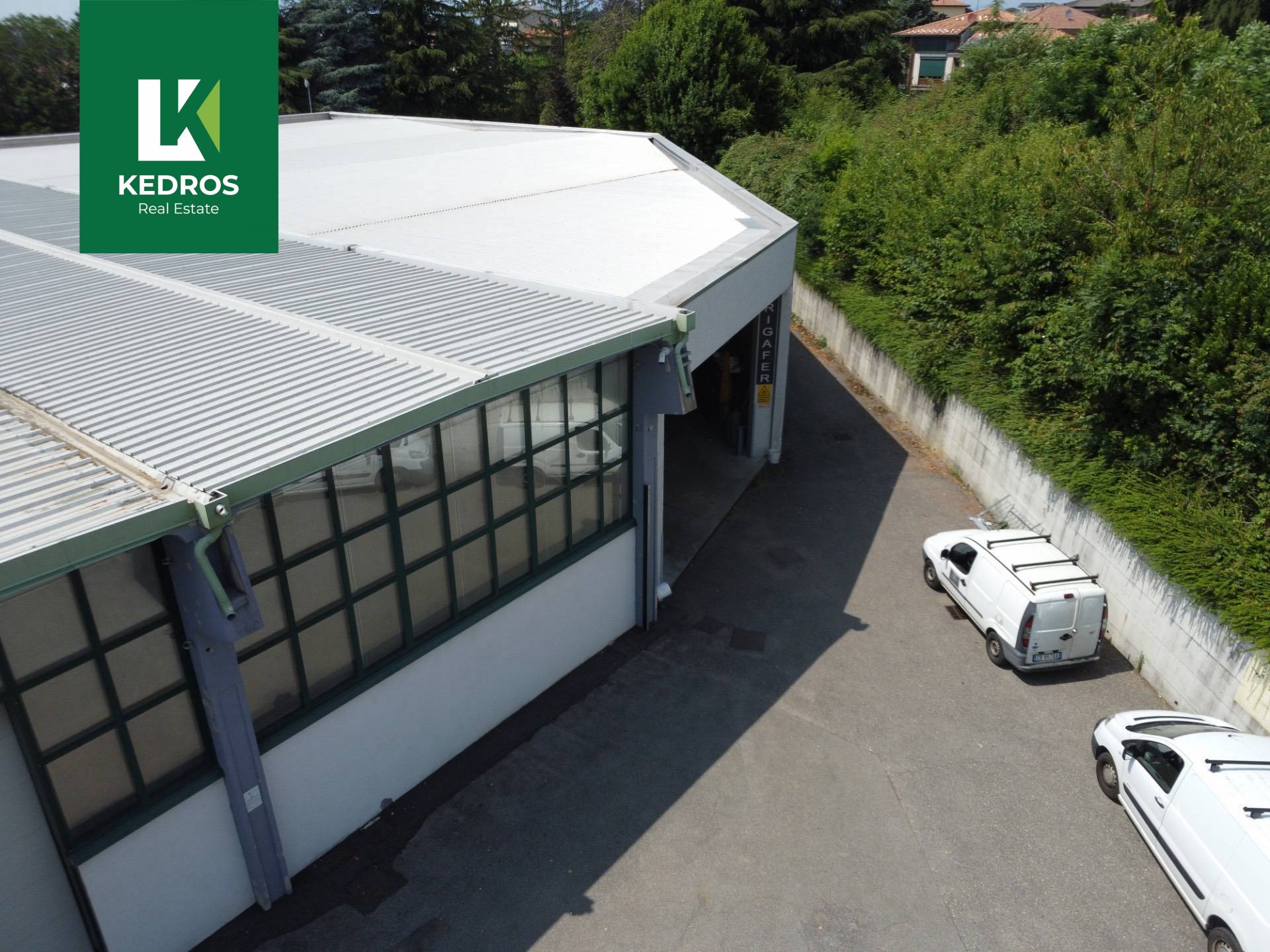 Capannone Industriale in vendita a Binago