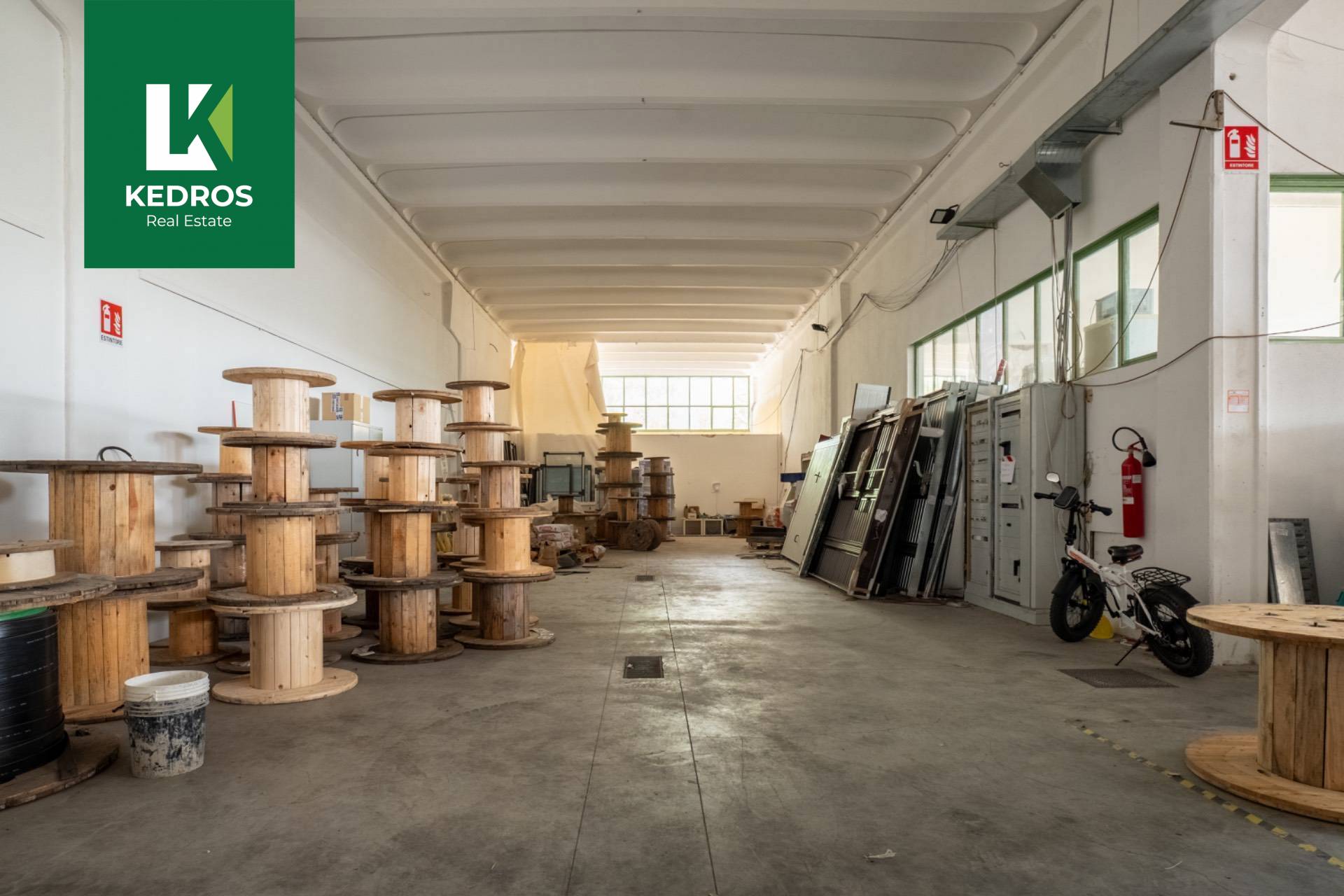 Capannone Industriale in vendita a Binago