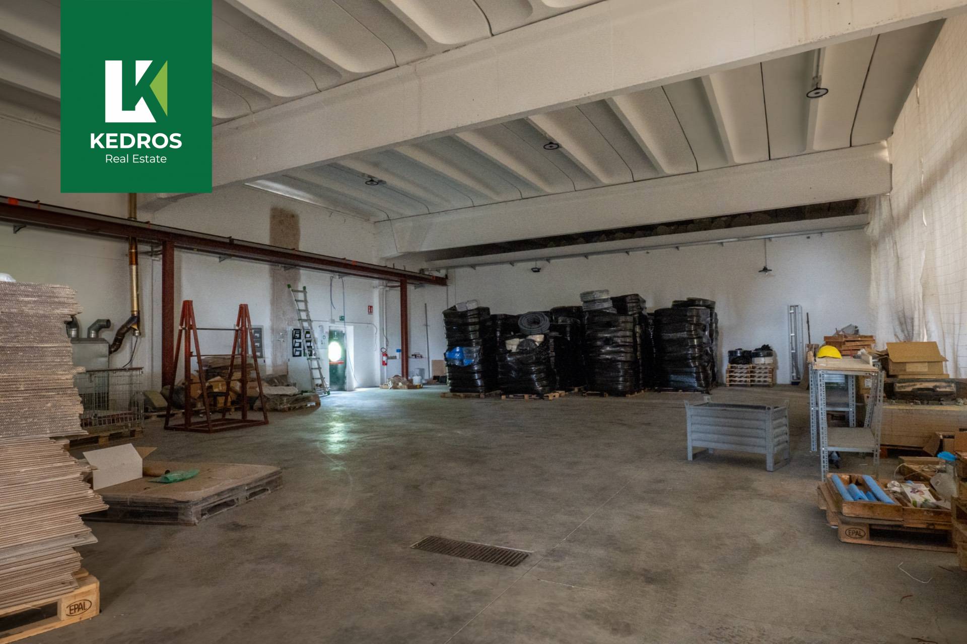 Capannone Industriale in vendita a Binago