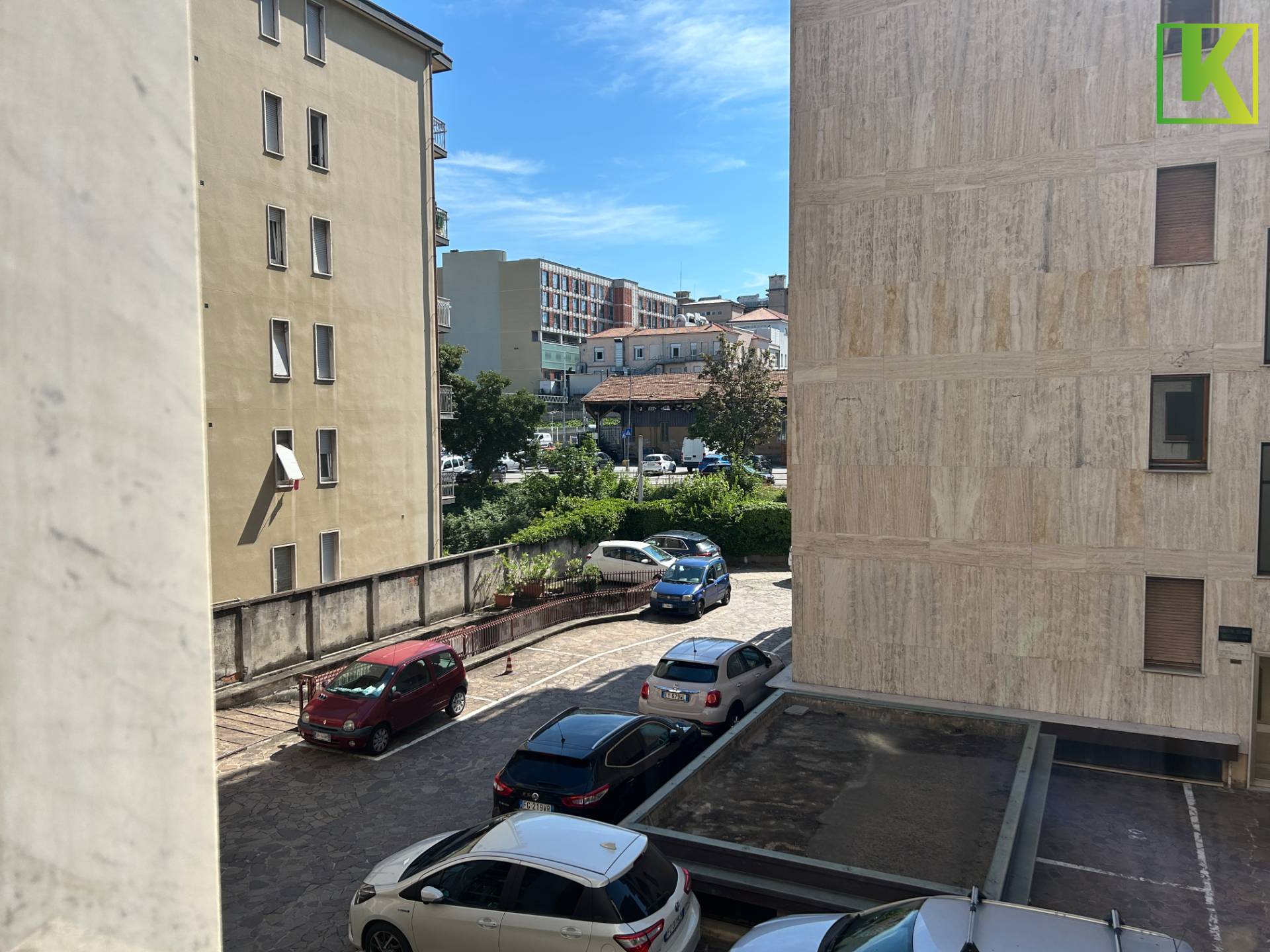 Appartamento Trilocale in vendita a Varese, Centro