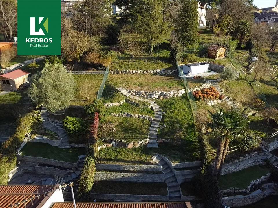 Casa semindipendente in vendita a Casciago, Morosolo