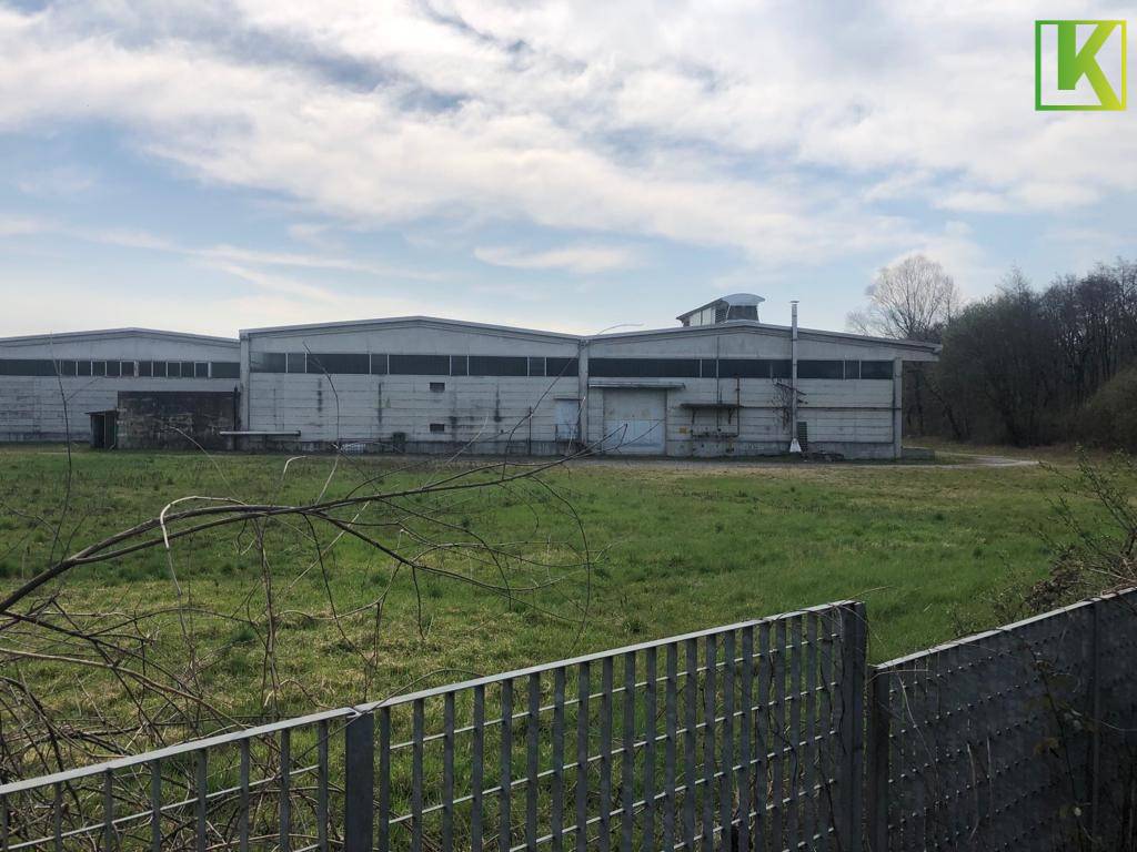 Capannone Industriale in vendita a Mornago