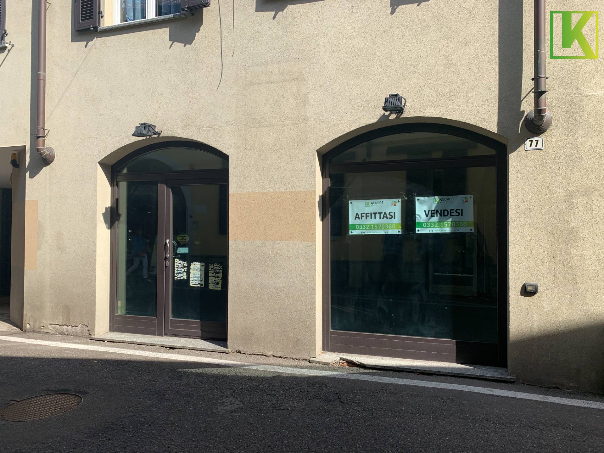 Locale commerciale in affitto a Saronno