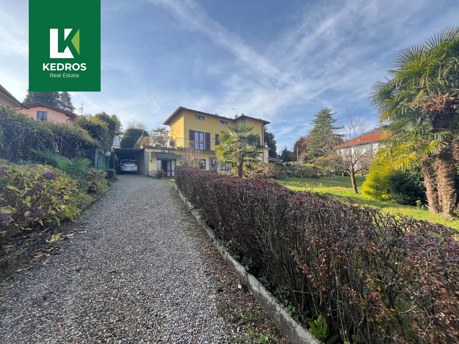 Villa in vendita a Cadegliano-Viconago, Cadegliano