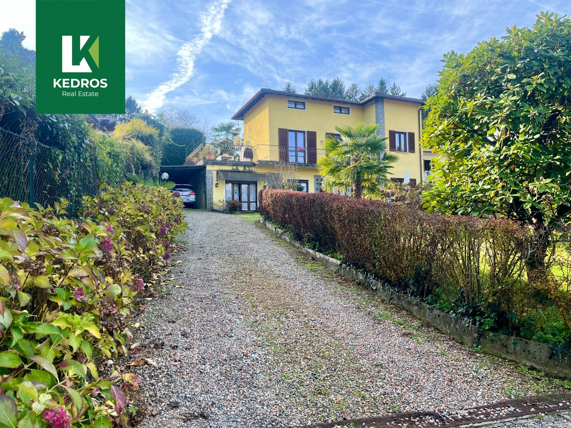 Villa in vendita a Cadegliano-Viconago, Cadegliano