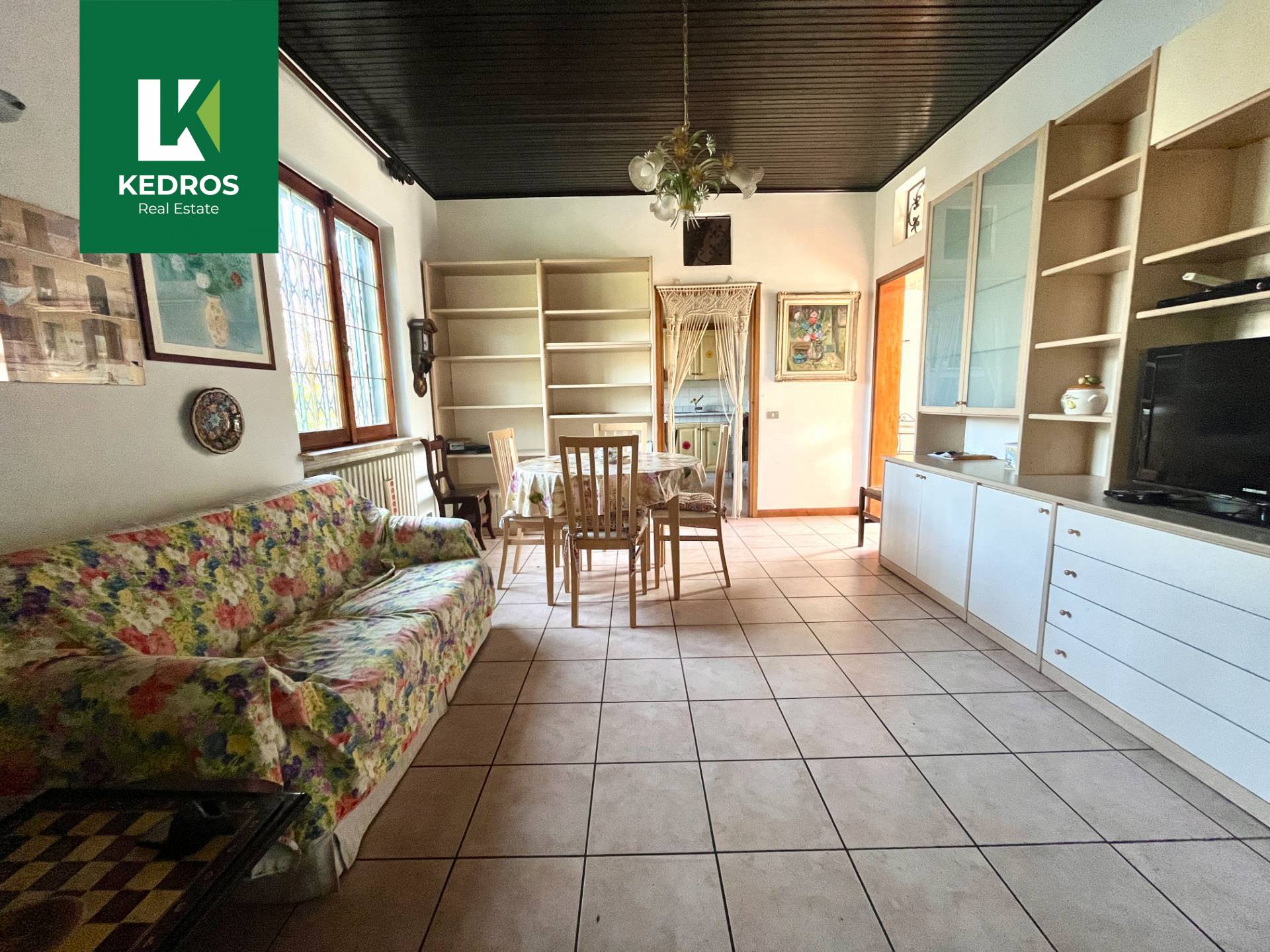 Villa in vendita a Cadegliano-Viconago