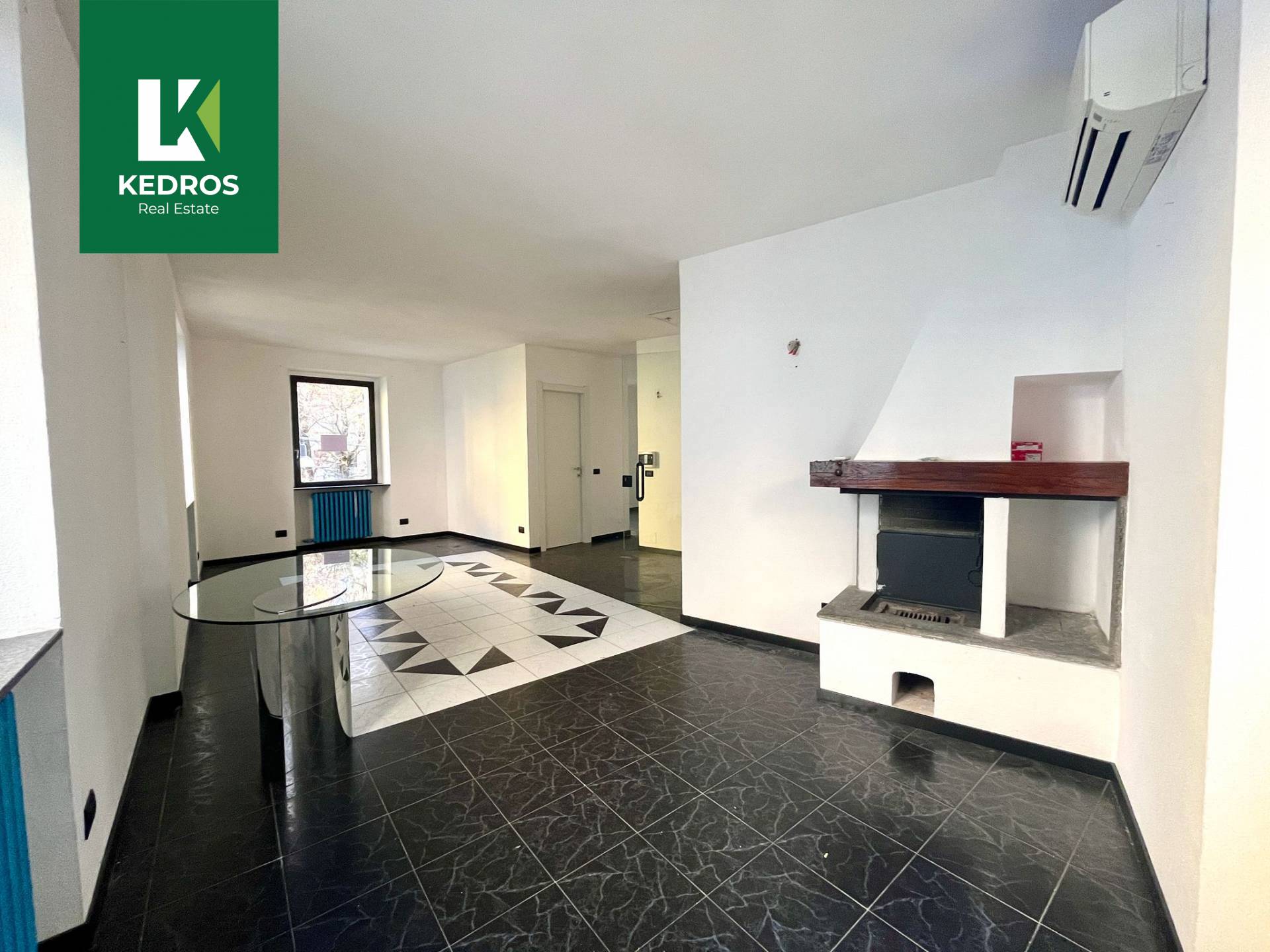 Studio/Ufficio in affitto a Varese, Centro