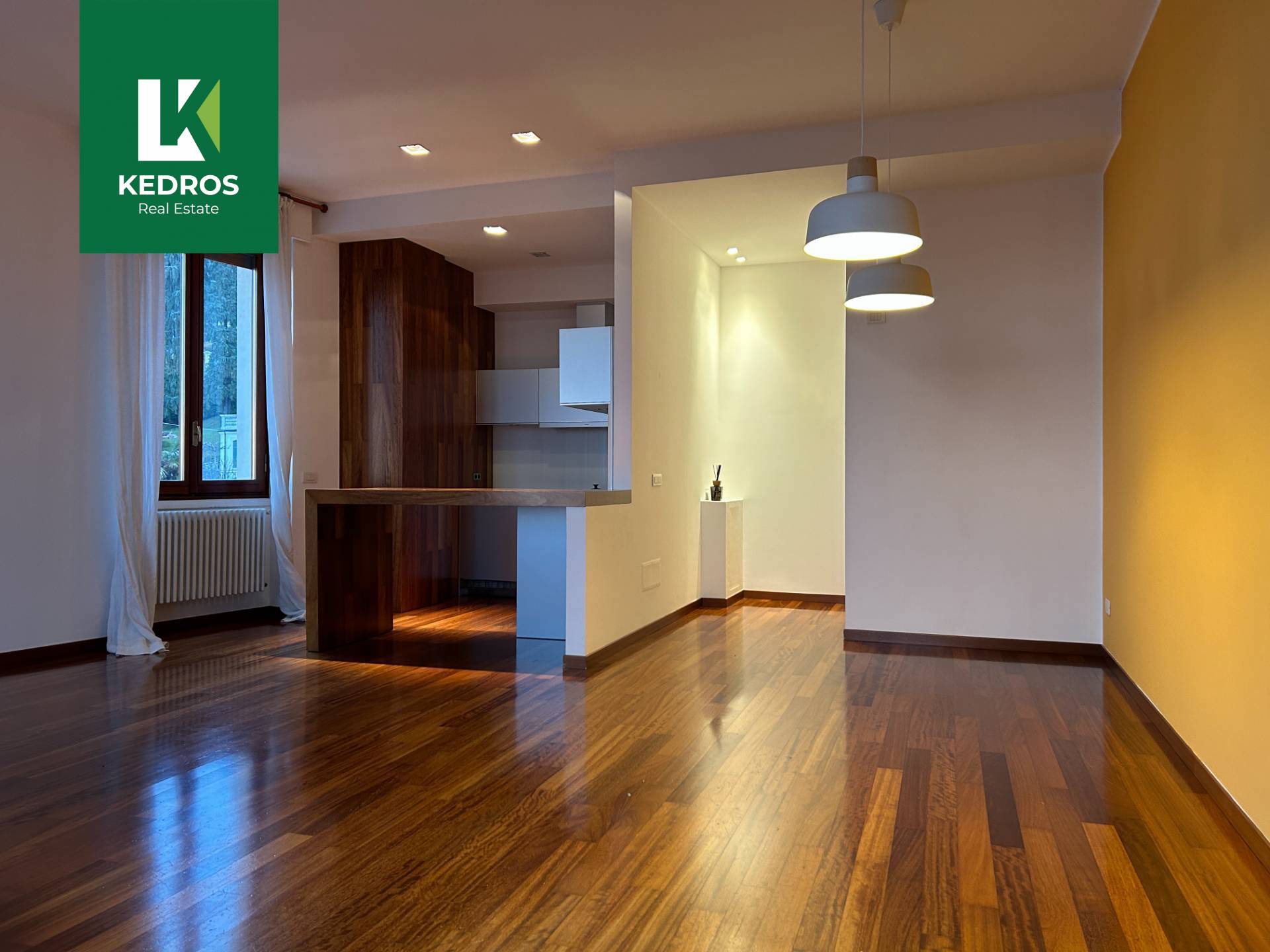 Appartamento in affitto a Varese, Santa Maria del Monte