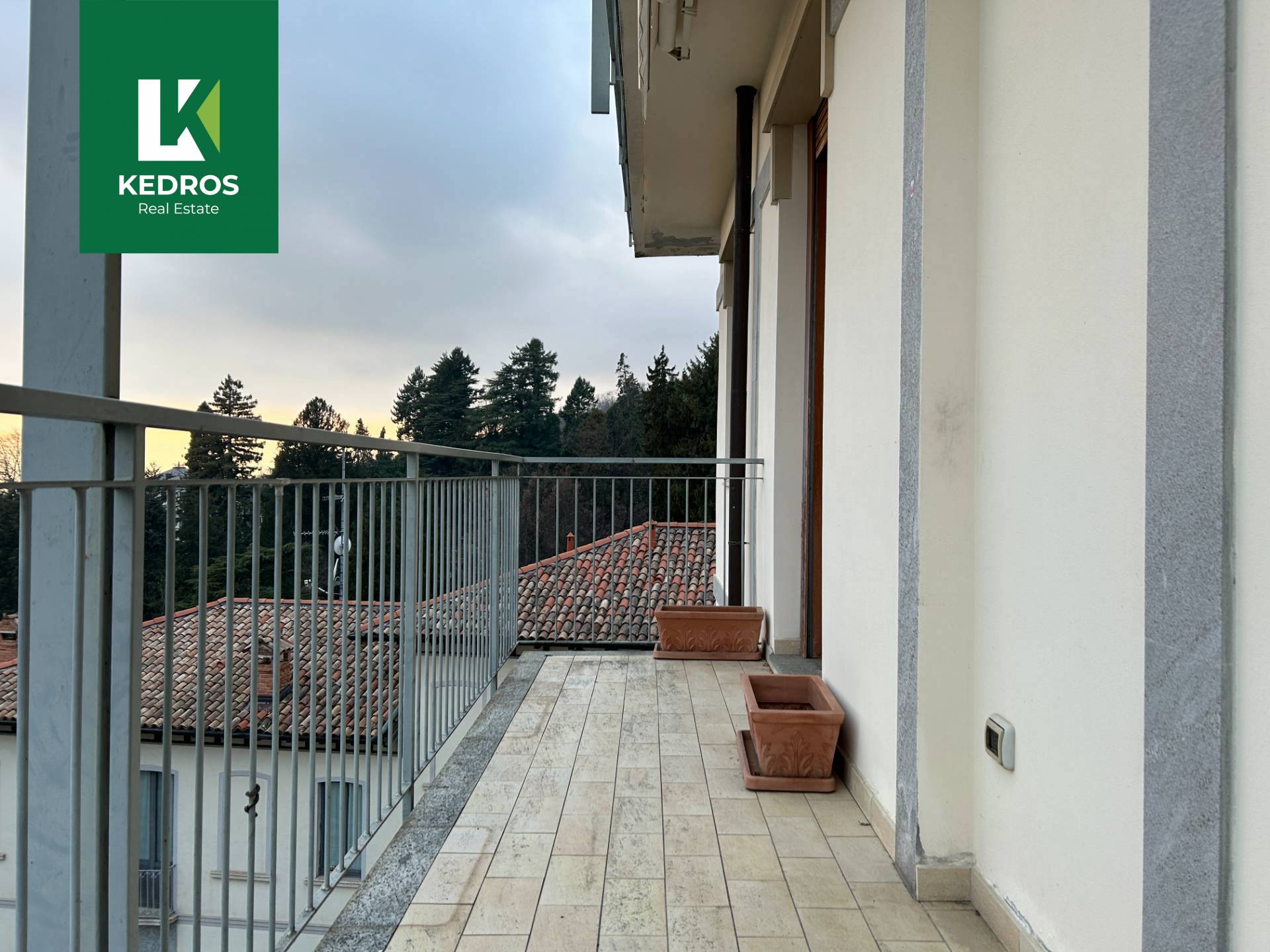 Appartamento in affitto a Varese, Santa Maria del Monte