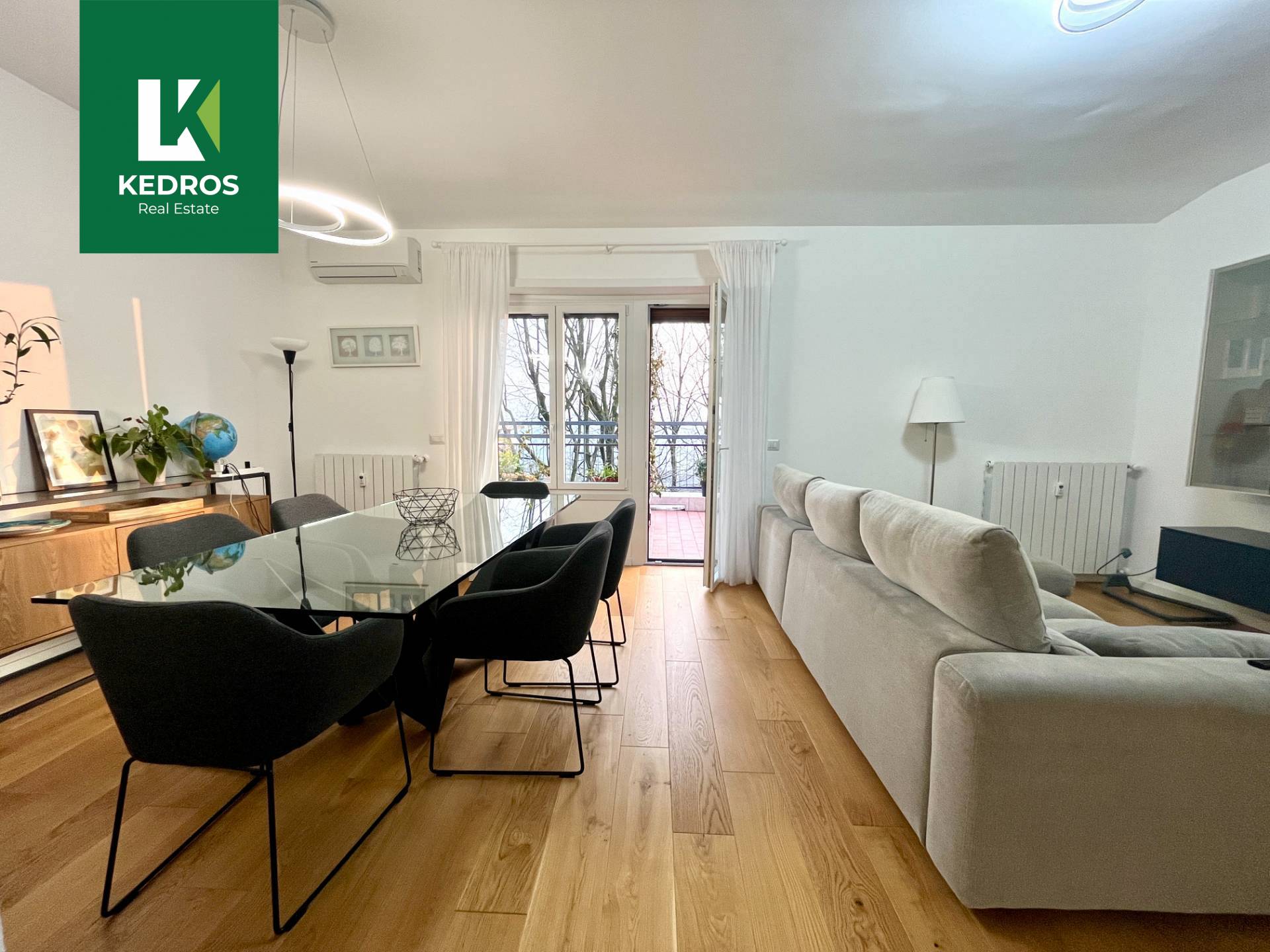 Appartamento Trilocale in vendita a Varese, Centro