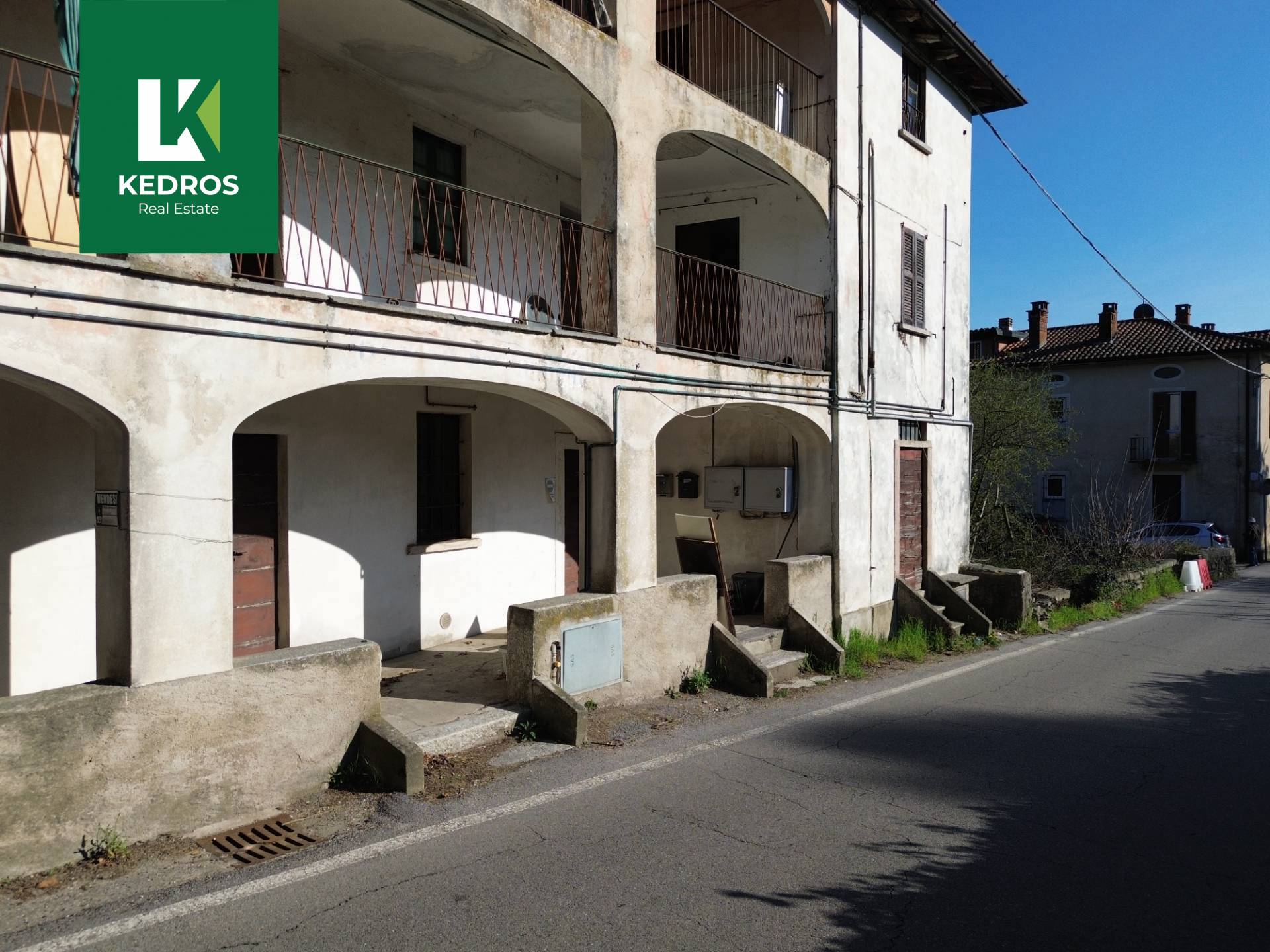 Terreno edificabile in vendita a Laveno-Mombello, Mombello