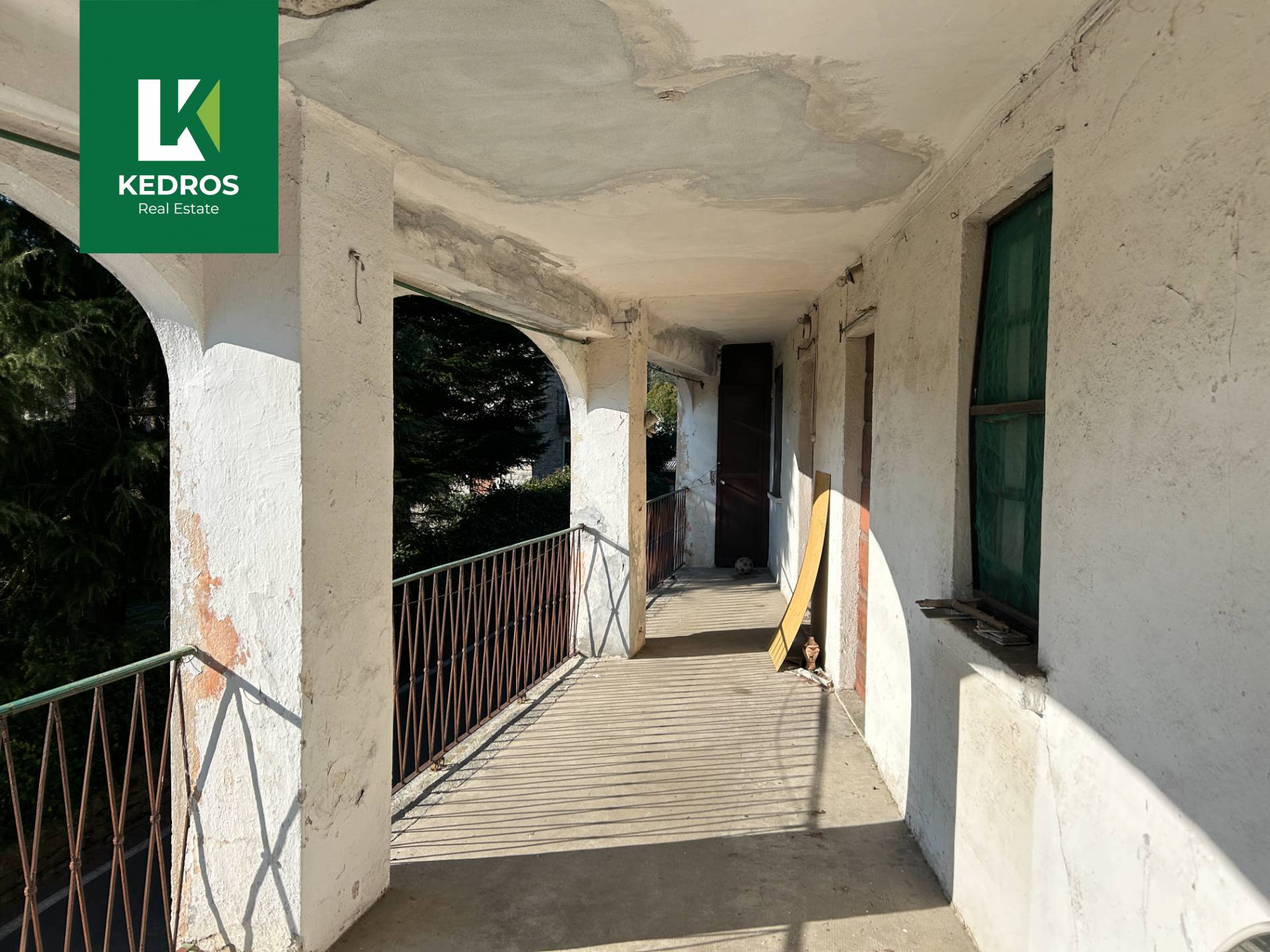 Terreno edificabile in vendita a Laveno-Mombello, Mombello