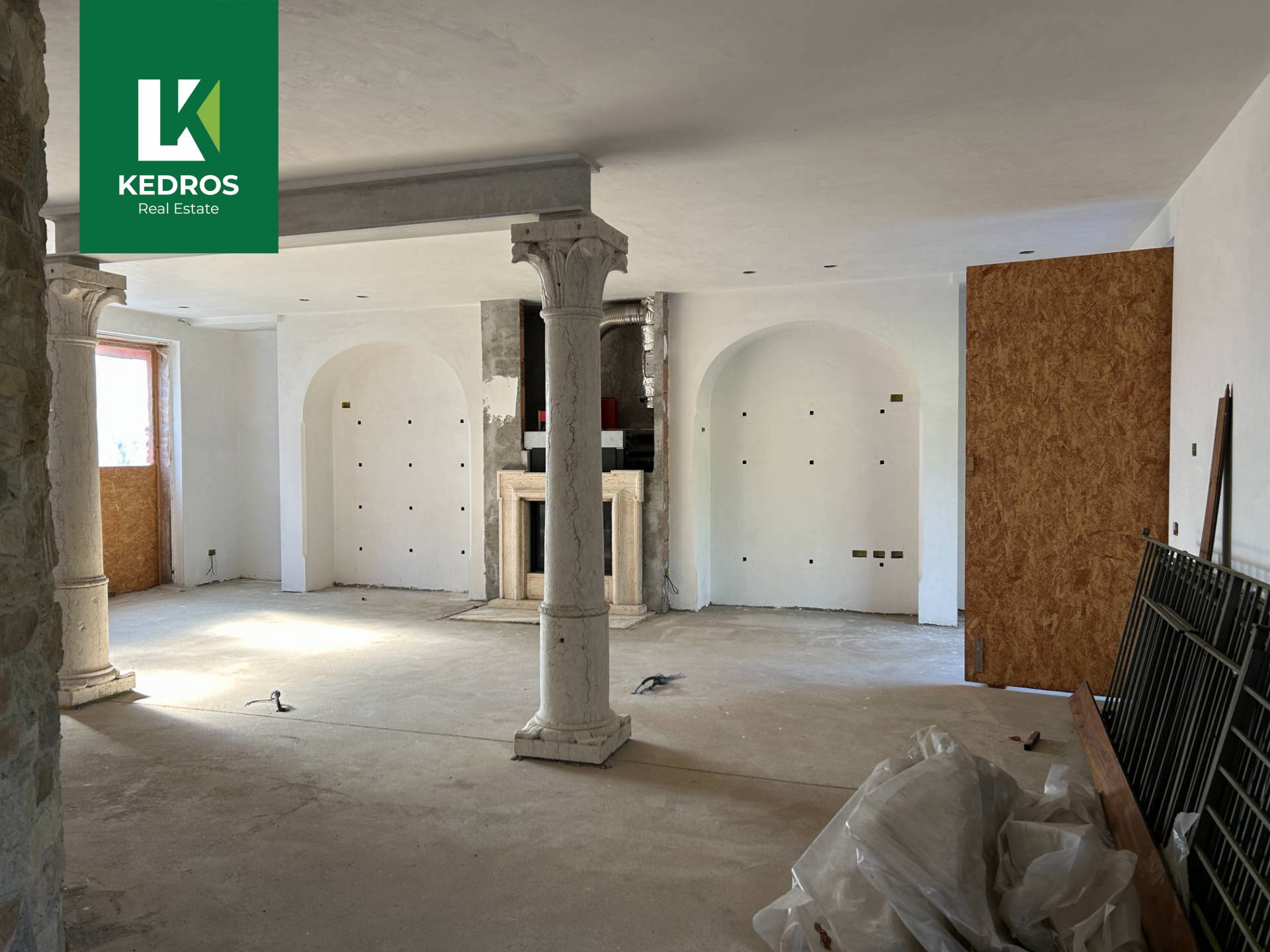 Casa semindipendente in vendita a Varese, Europa