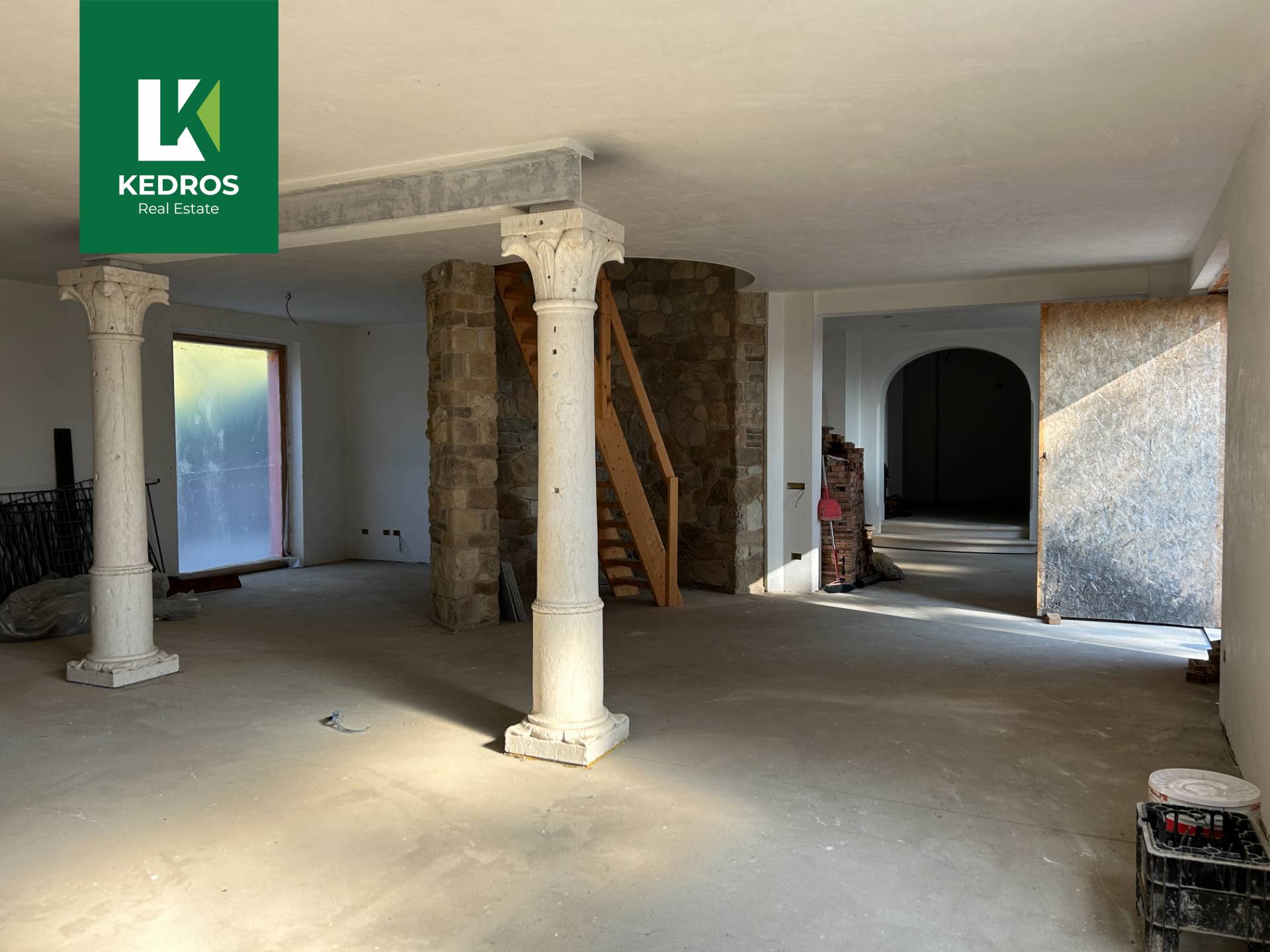 Casa semindipendente in vendita a Varese, Europa