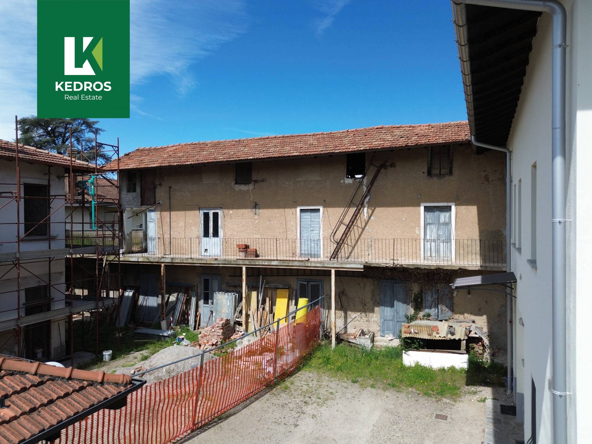 Rustico in vendita a Varese, Casbeno