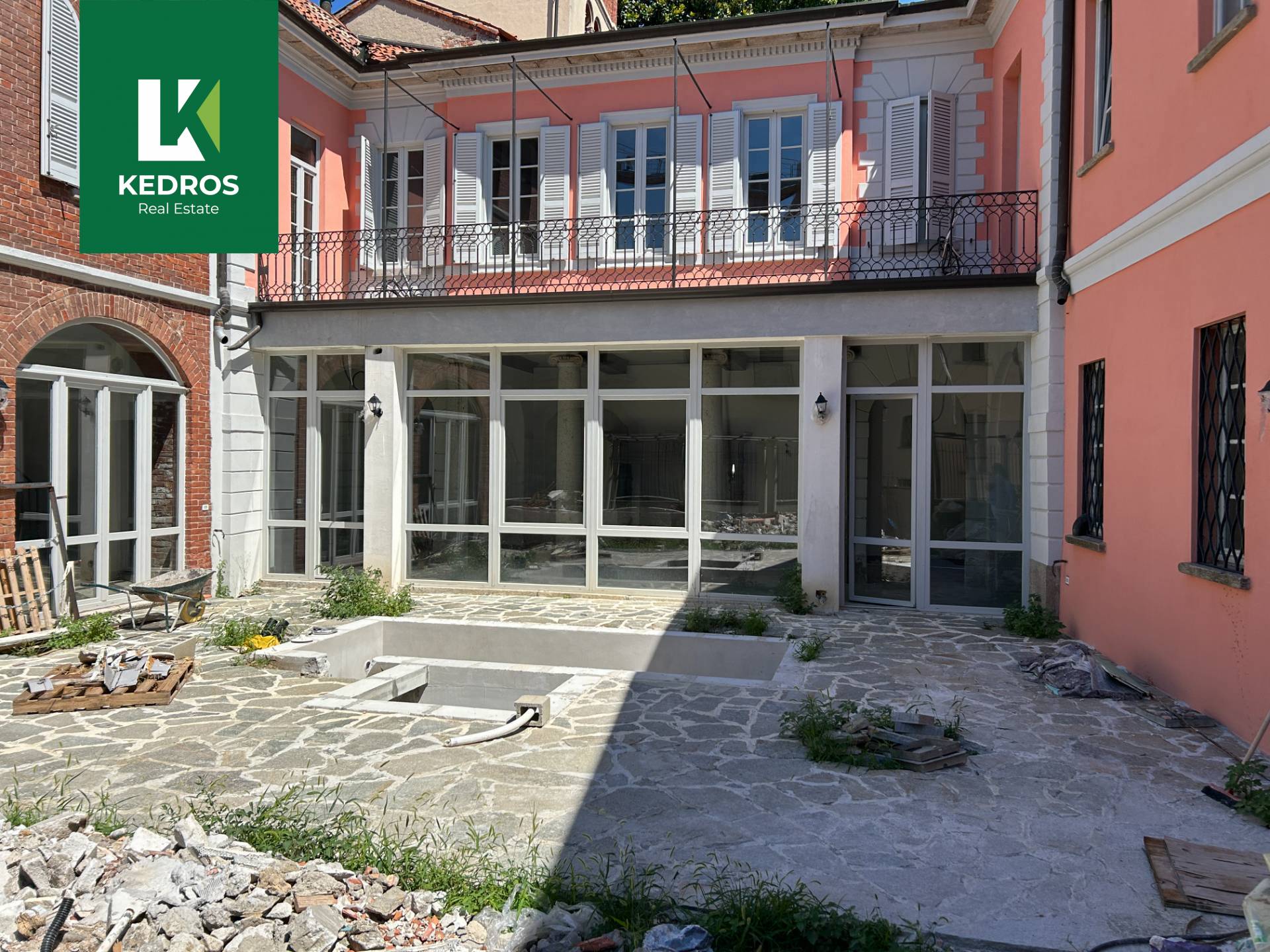 Casa semindipendente in vendita a Besozzo