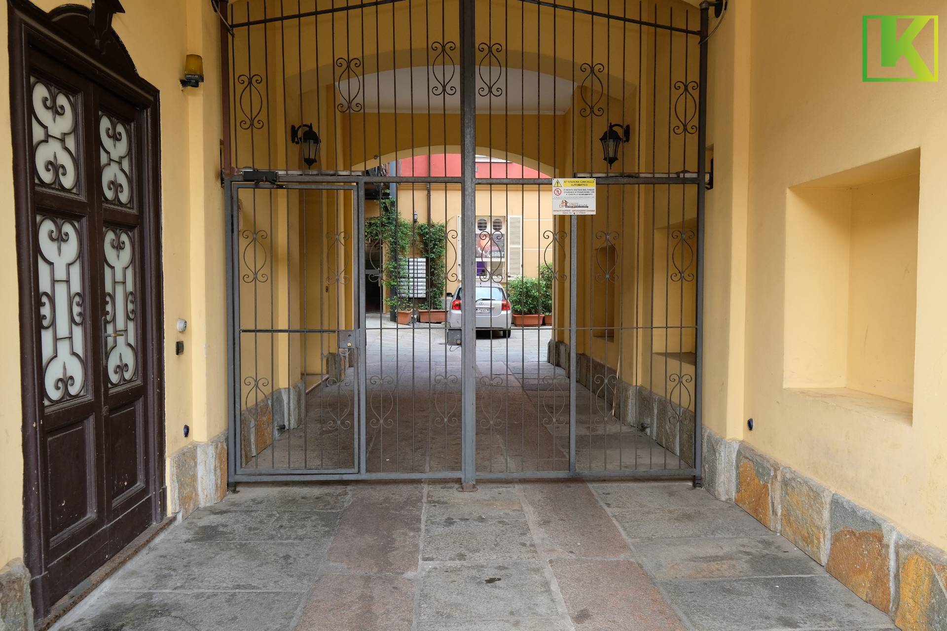 Appartamento Monolocale in affitto a Varese, Centro