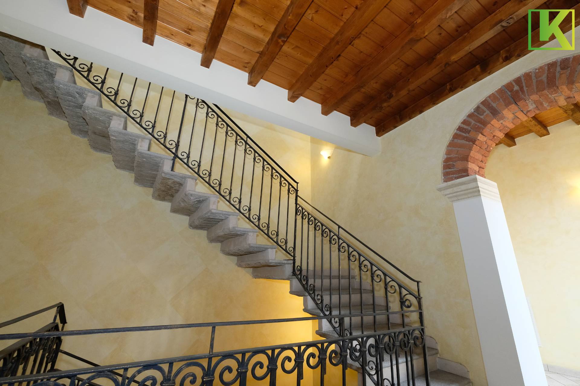 Appartamento Monolocale in affitto a Varese, Centro