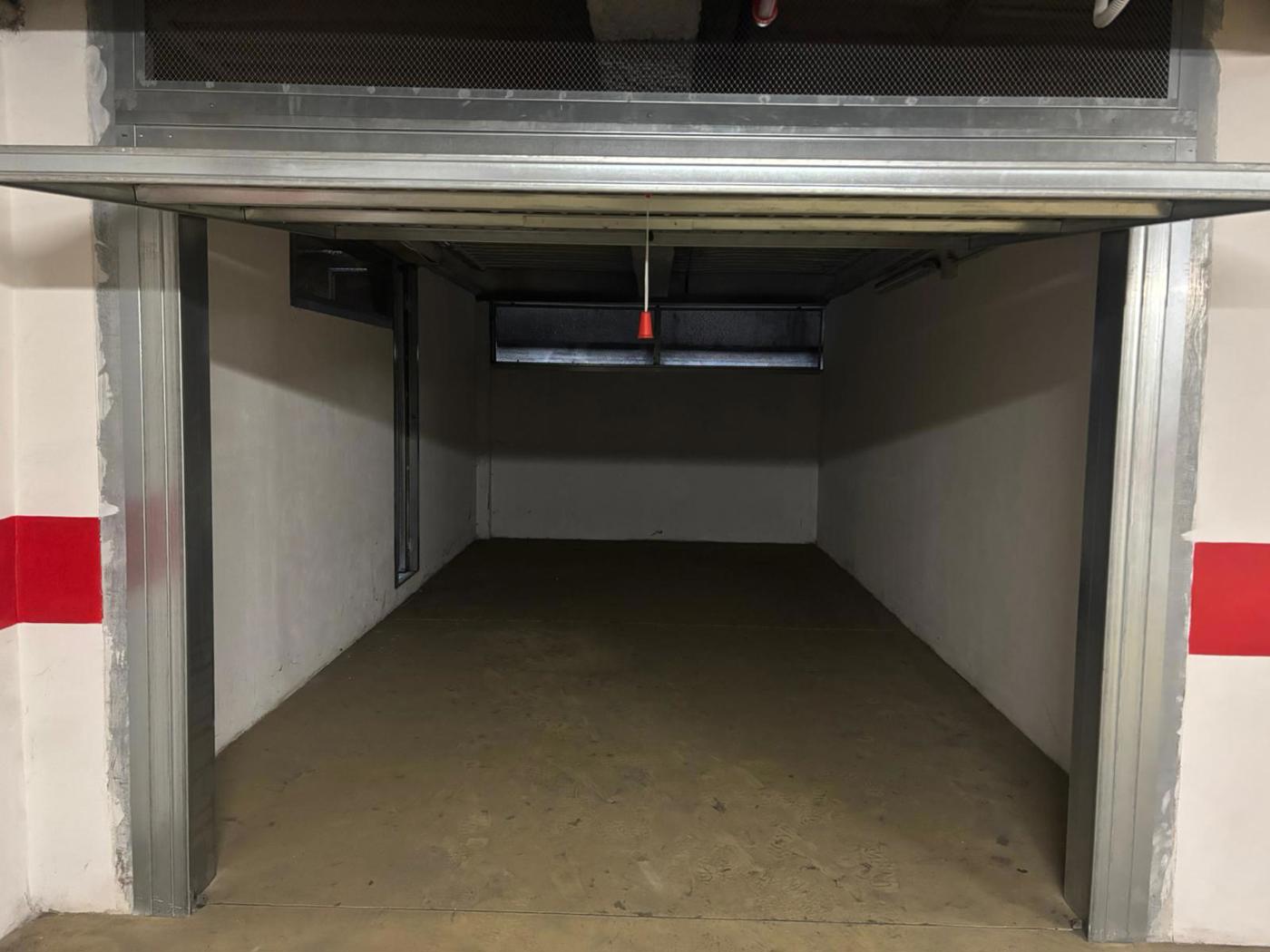 Box/Garage 16mq in vendita a Roma