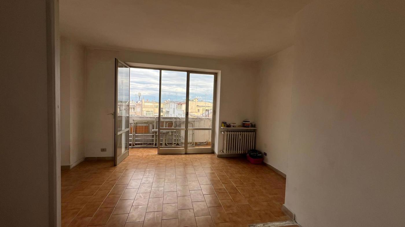 Attico da ristrutturare a Roma