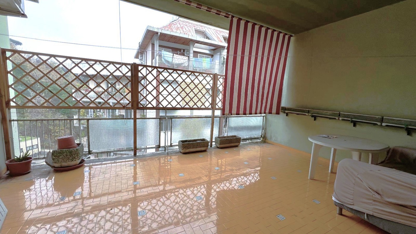 Trilocale da ristrutturare a Roma