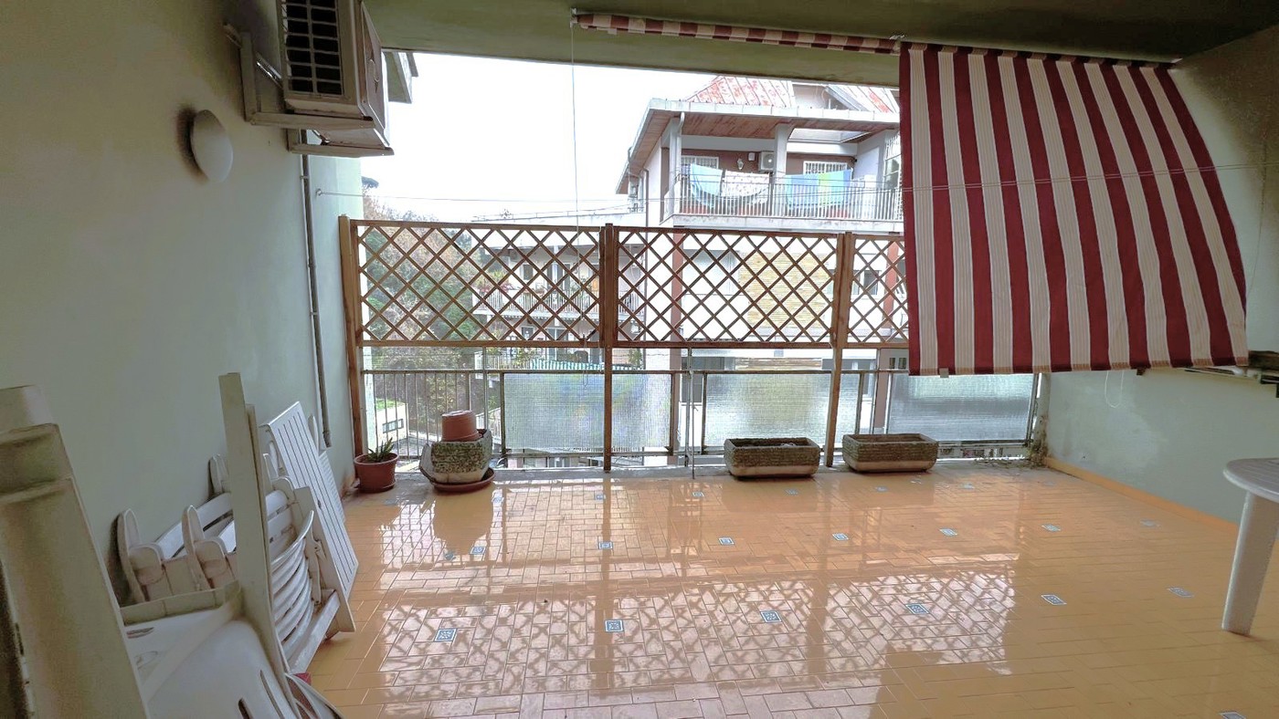 Trilocale da ristrutturare a Roma