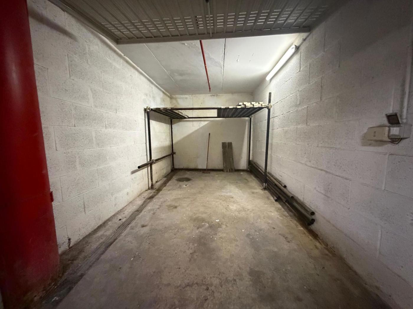 Box/Garage 15mq in vendita a Roma