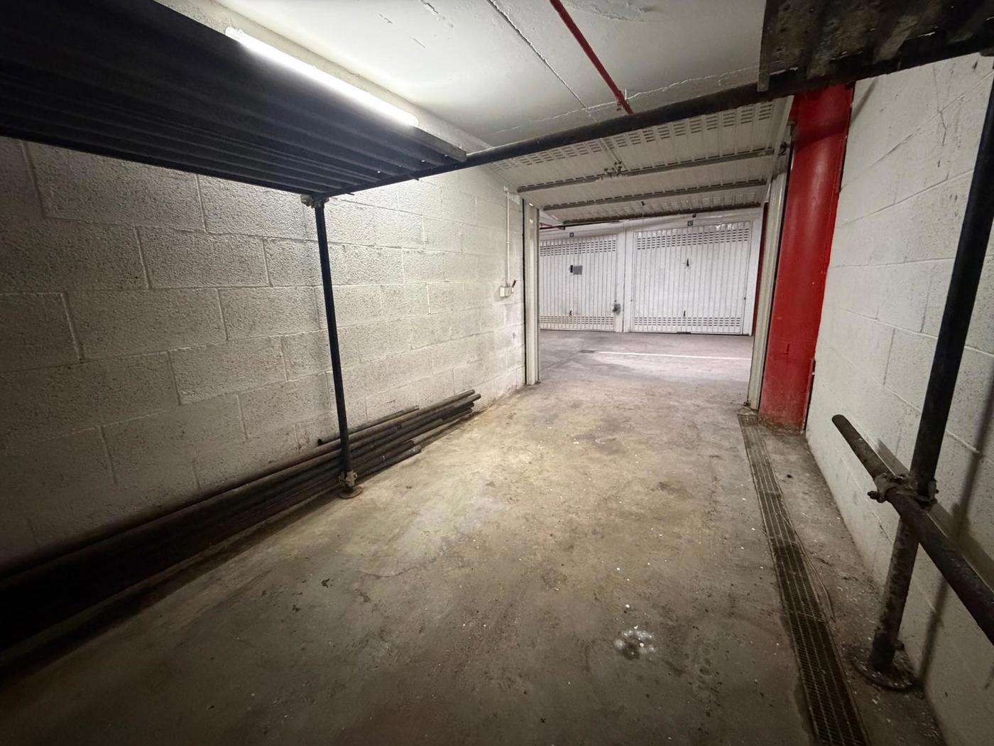 Box/Garage 15mq in vendita a Roma