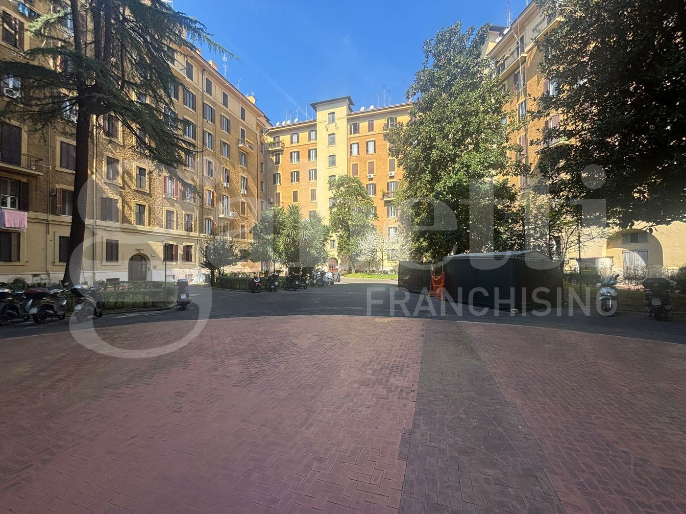 Ufficio da ristrutturare a Roma