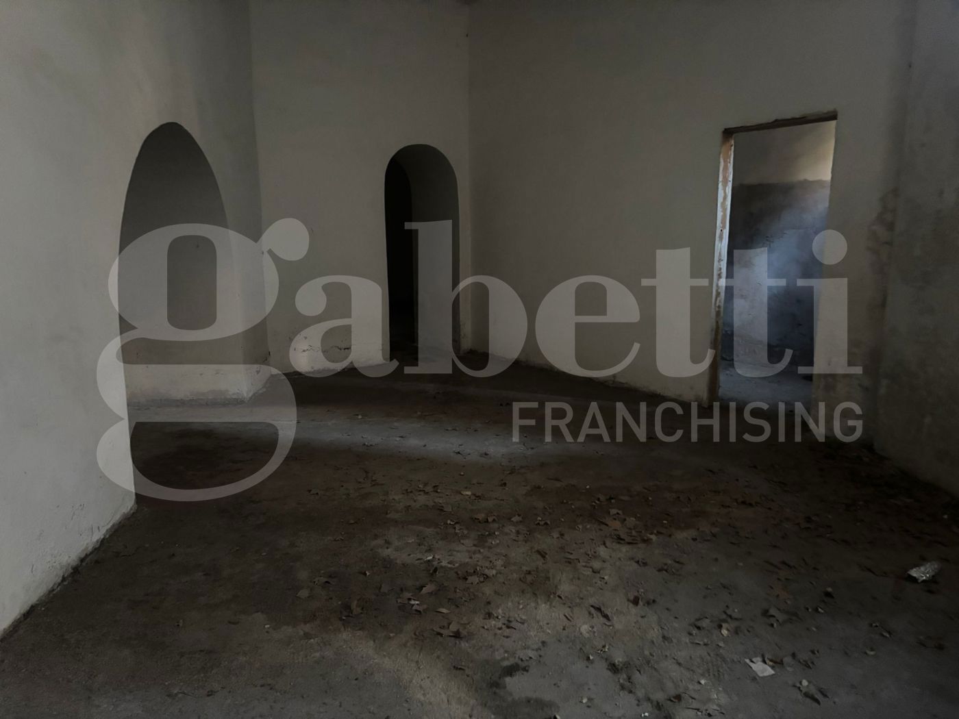 Ufficio da ristrutturare a Roma