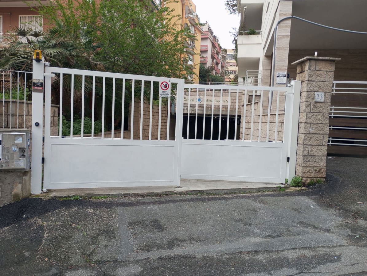 Box/Garage 22mq in affitto a Roma