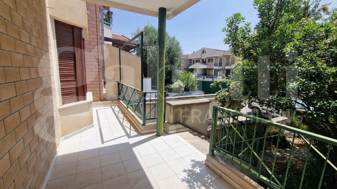 Villa con giardino a Monserrato