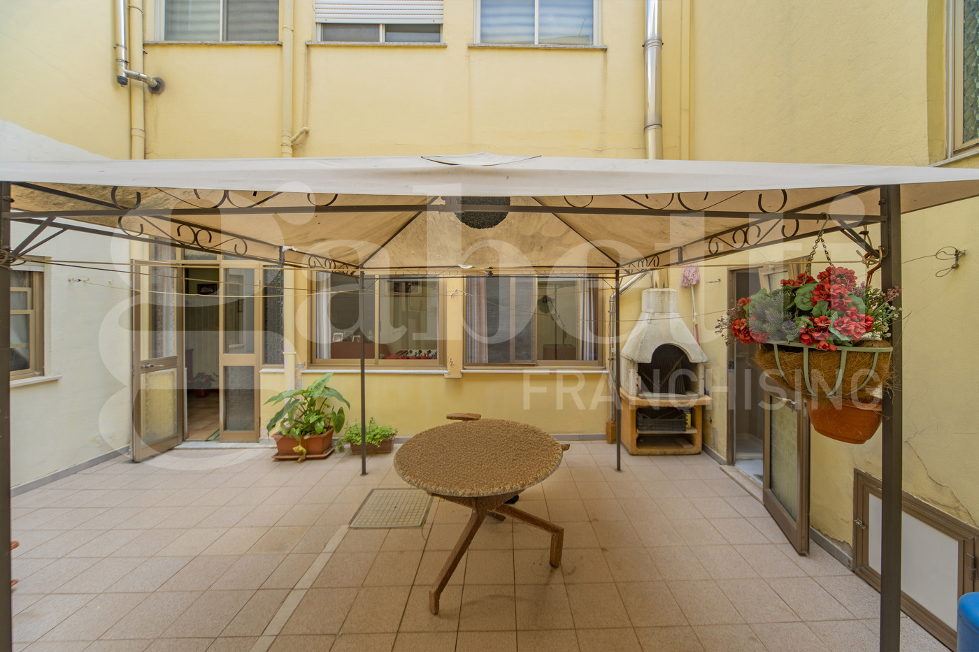 Trilocale con giardino a Monserrato