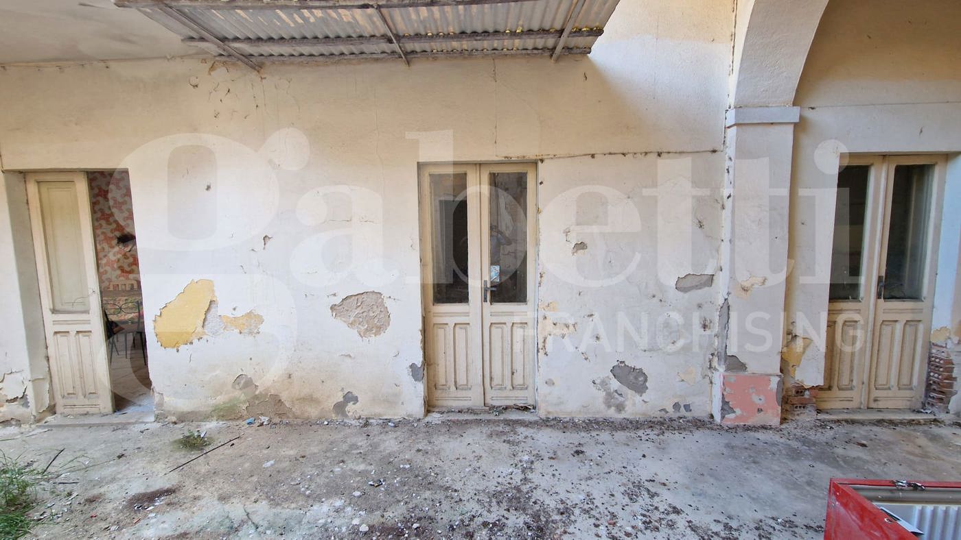 Casa indipendente da ristrutturare a Monserrato