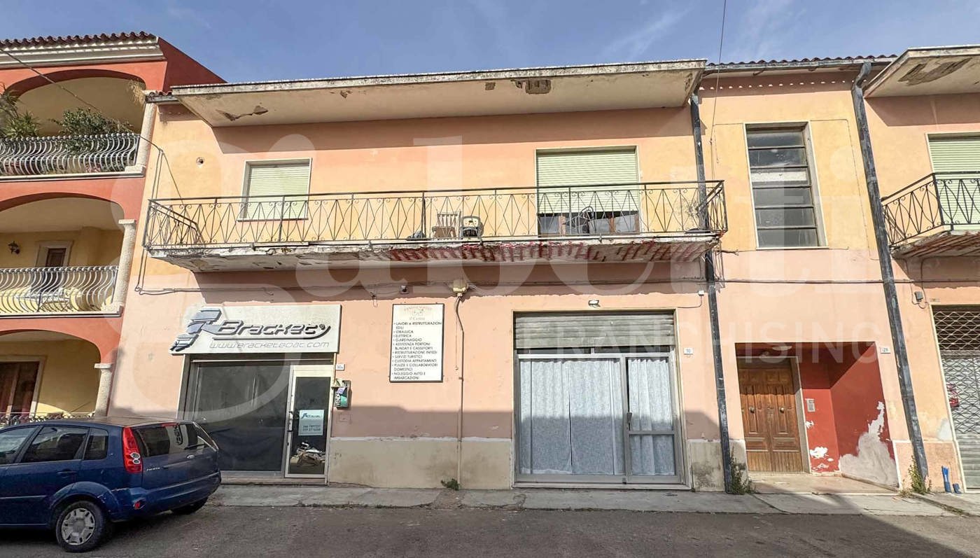 Negozio in vendita a Olbia