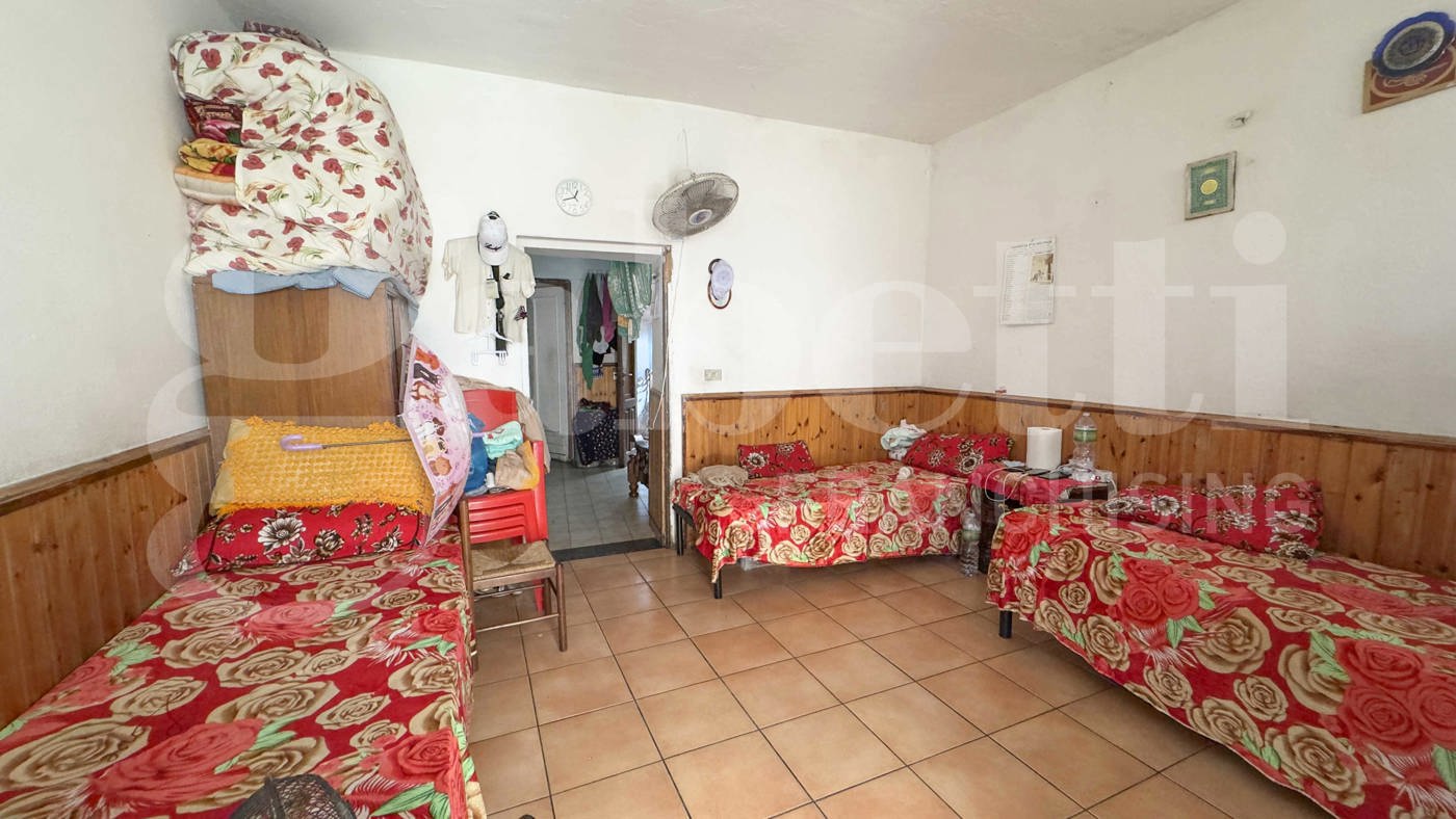 Monolocale con giardino a Olbia