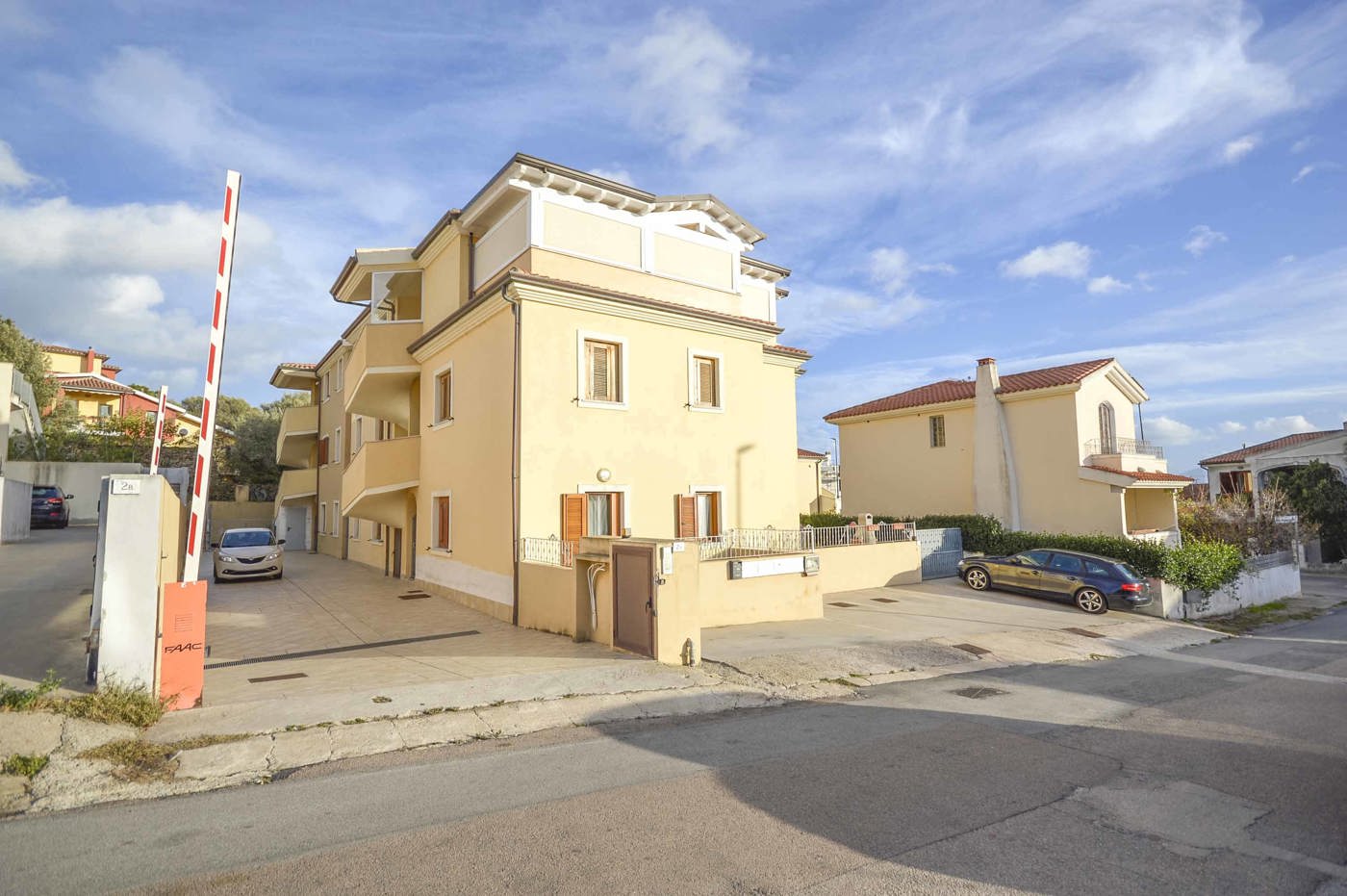 Trilocale in vendita a Olbia