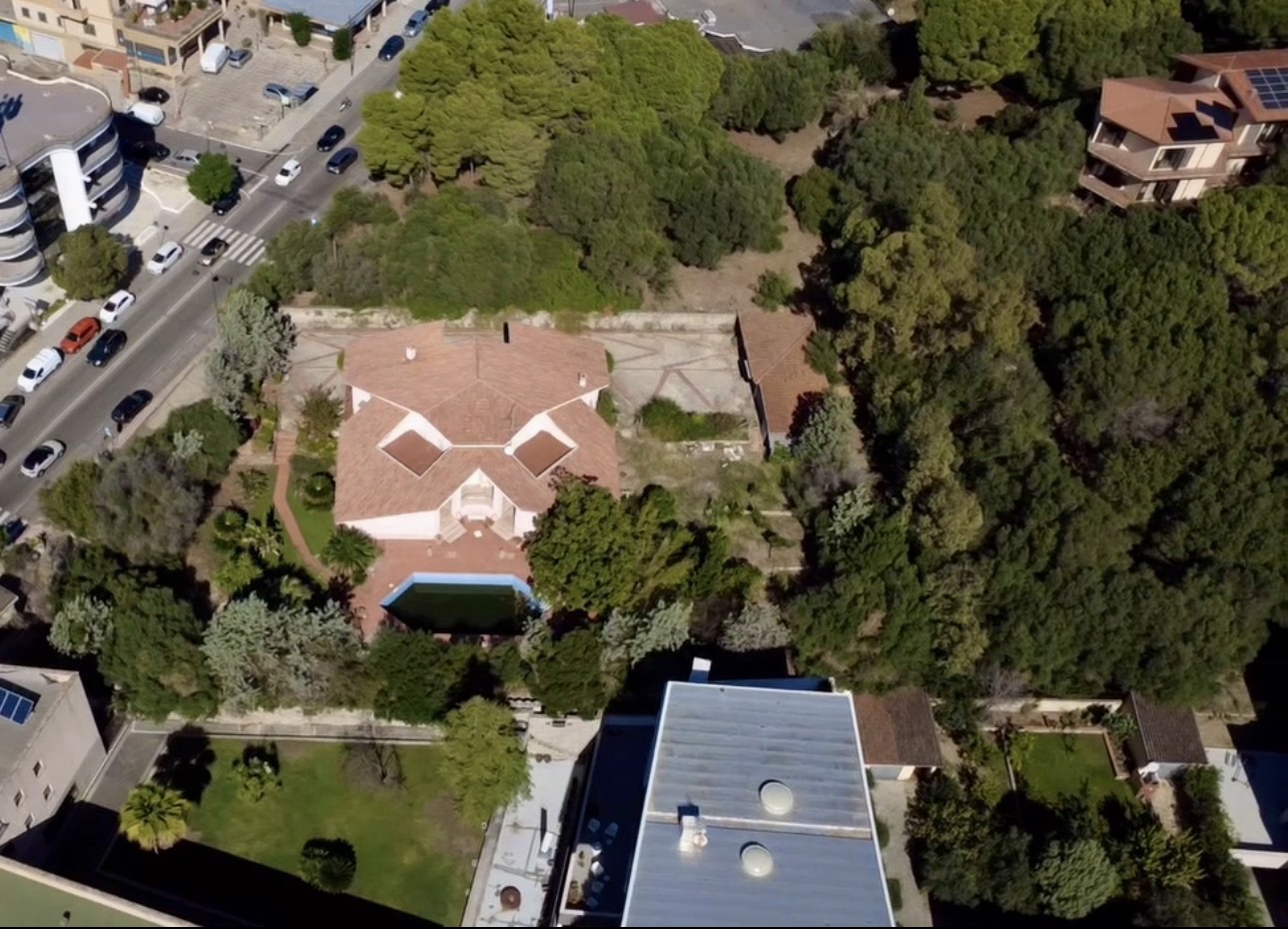 Villa con giardino a Olbia