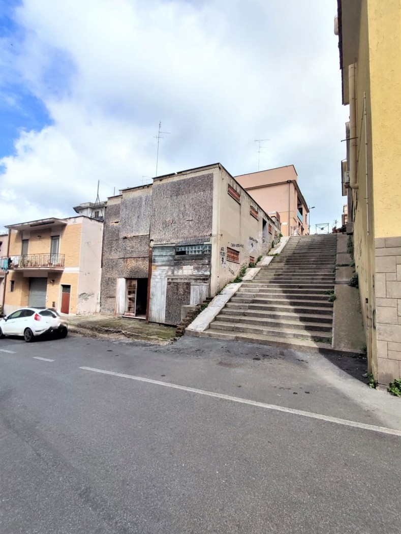 Casa indipendente da ristrutturare a Cerveteri