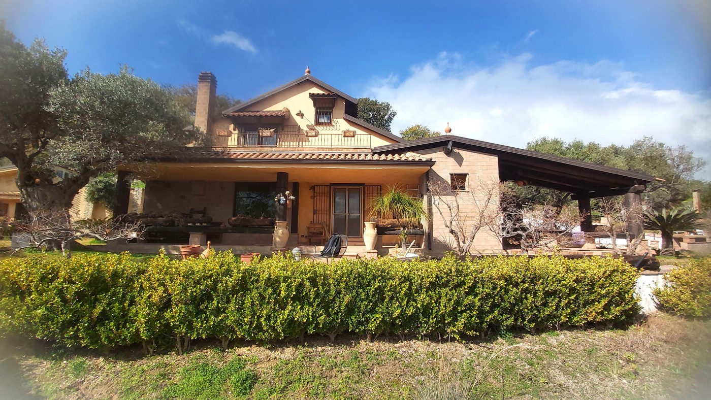 Villa in vendita a Siderno