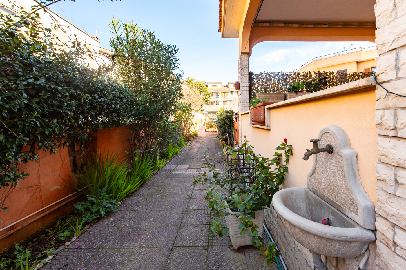 casa indipendente in vendita a Ladispoli