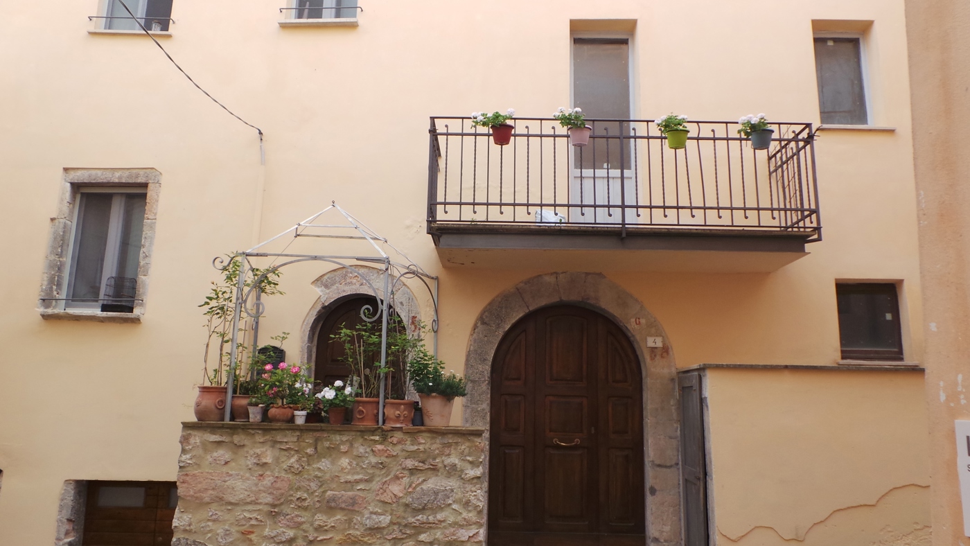 Trilocale in vendita a Sellano