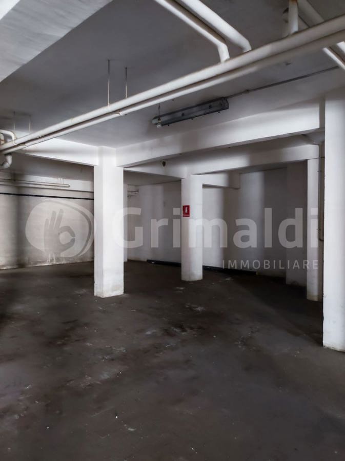 Negozio in affitto a Roma