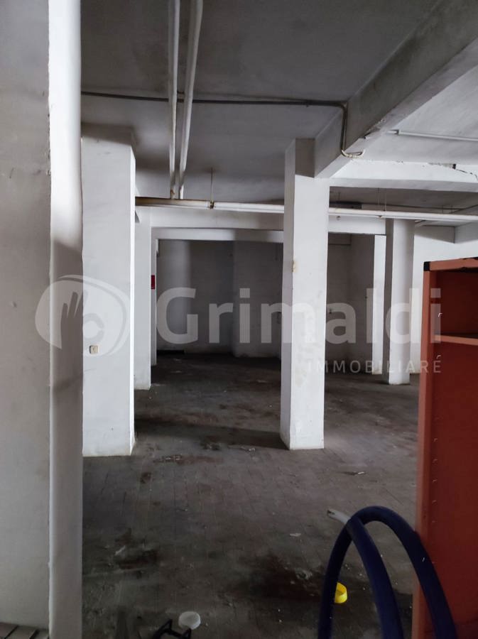 Negozio in affitto a Roma