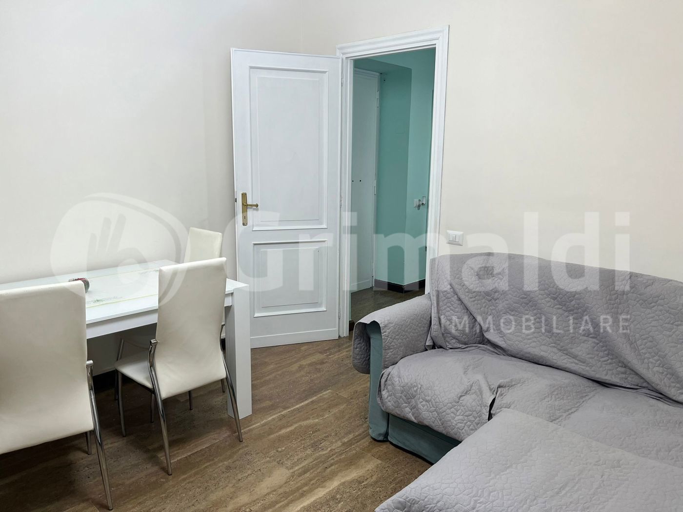 Bilocale arredato in affitto a Roma