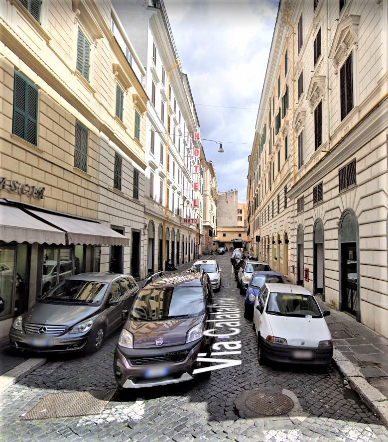 Attico arredato in affitto a Roma
