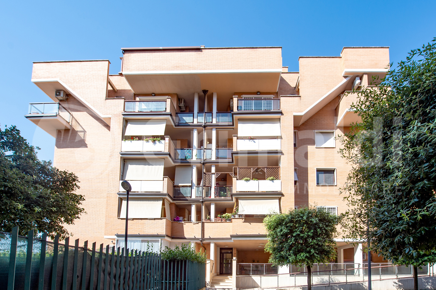 Trilocale arredato in affitto a Roma