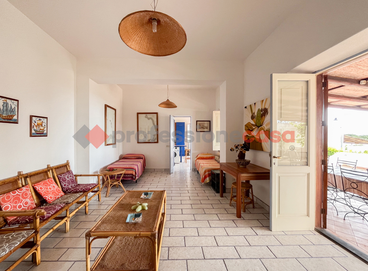 Villa con giardino a Santa Marina Salina