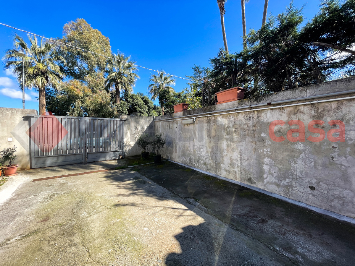 Box/Garage 33mq in vendita a Milazzo