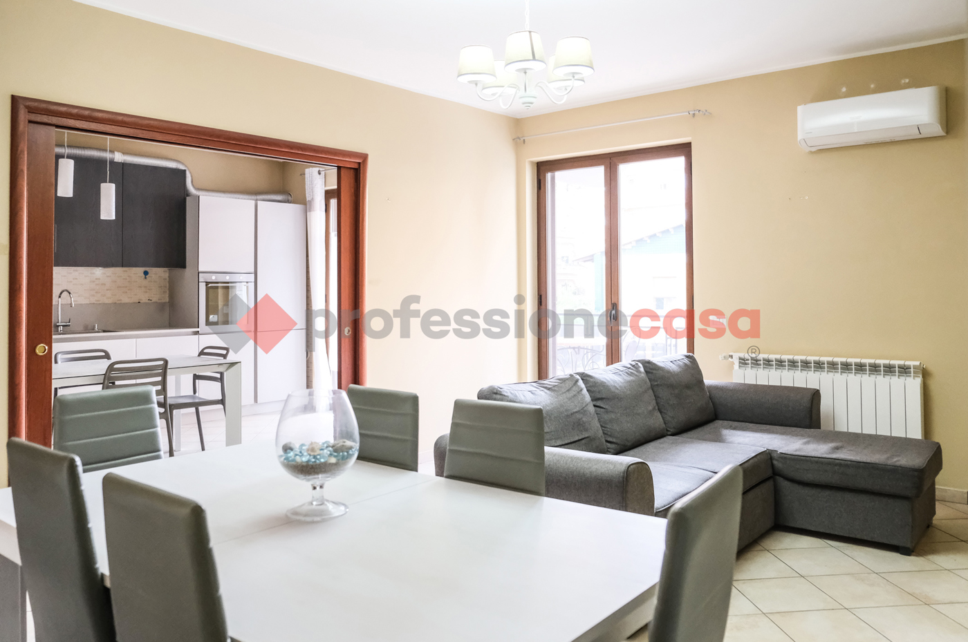Trilocale arredato in affitto a Milazzo